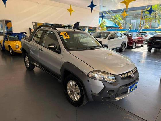 FIAT STRADA 1.8 MPI ADVENTURE CD 16V FLEX 2P MANUAL FIAT STRADA 1.8 MPI ADVENTURE CD 16V FLEX 2P MANUAL